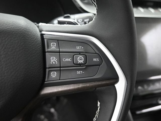 New 2026 Jeep Grand Cherokee L Laredo image 33