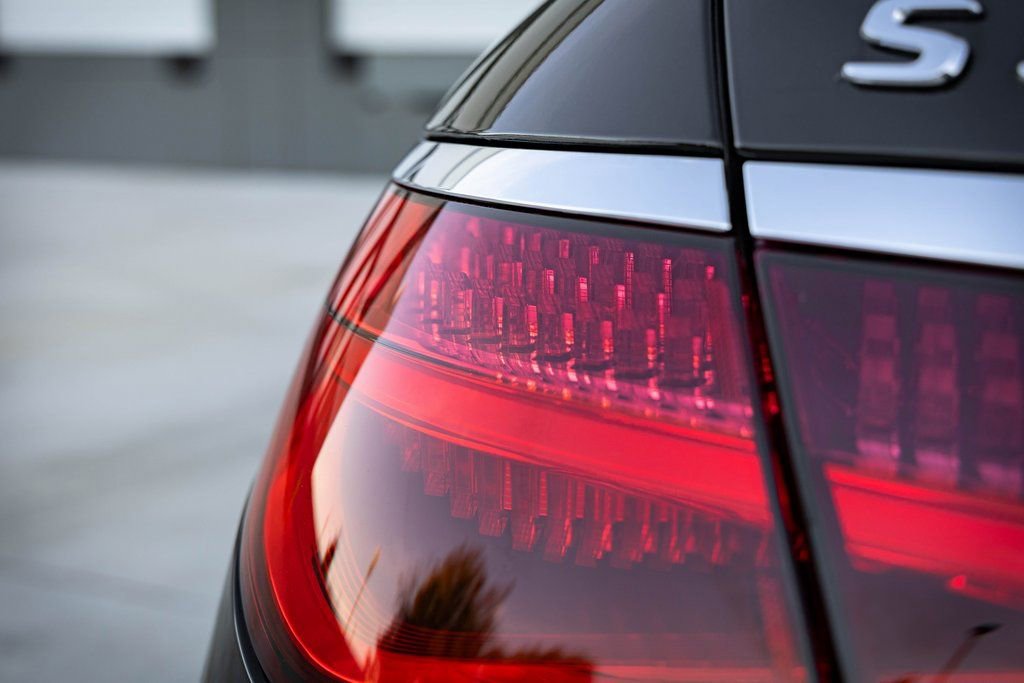 Used 2023 Mercedes-Benz S 500 4MATIC w/ AMG Line image 12