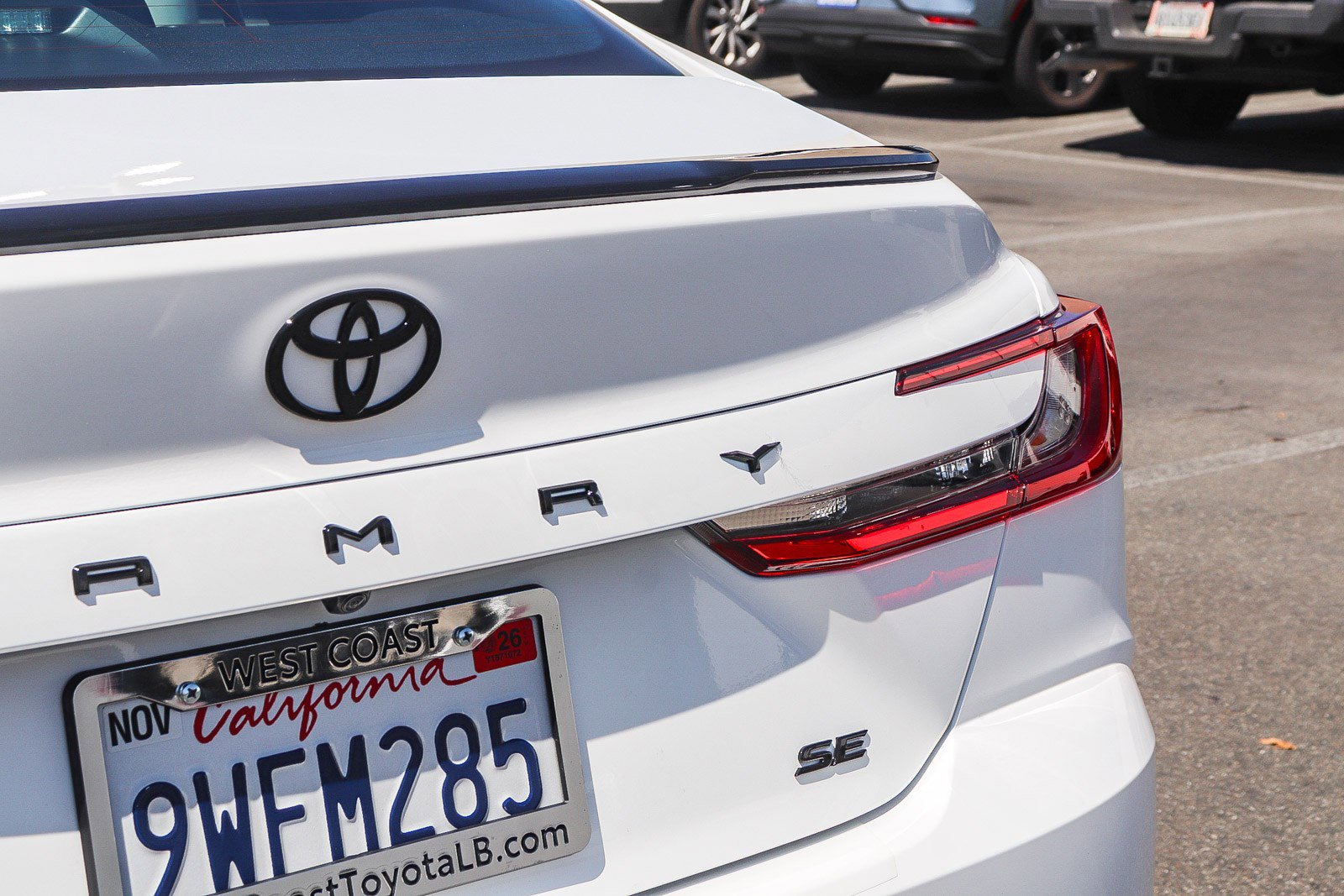 Used 2026 Toyota Camry Hybrid w/ Multimedia Upgrade Package image 12