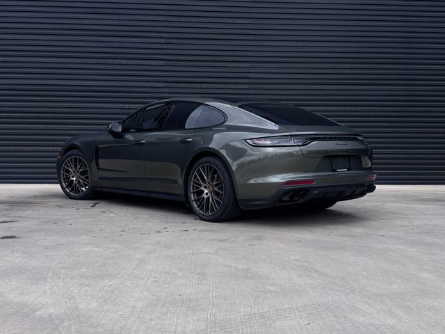 Certified 2023 Porsche Panamera Platinum Edition image 3