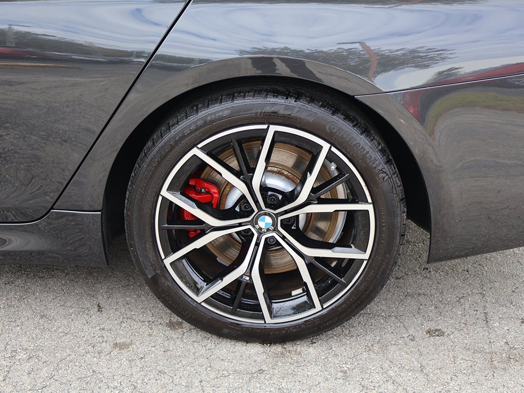 Used 2023 BMW 540i w/ M Sport Package image 22