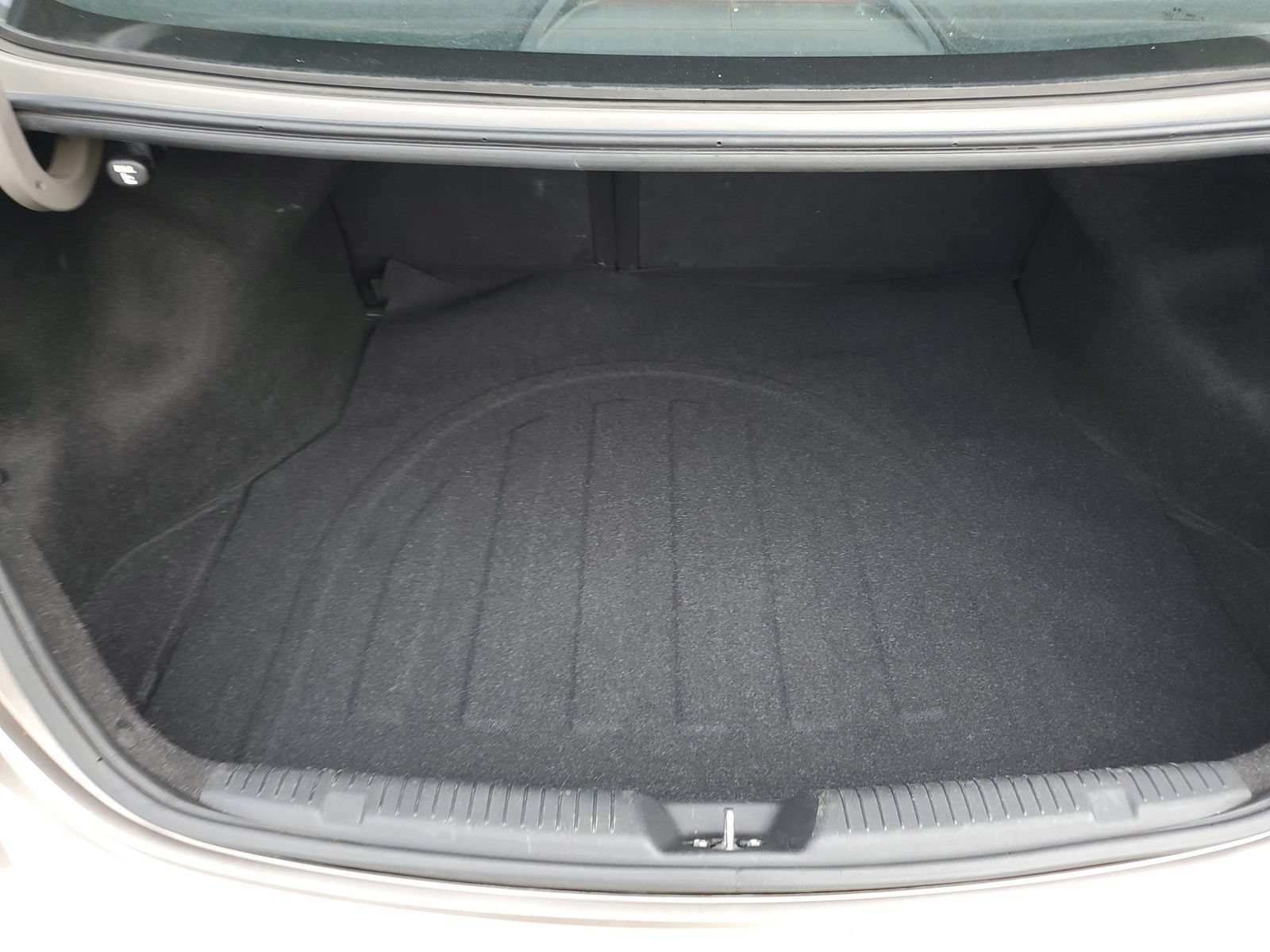 Used 2016 Hyundai Elantra SE FWD image 8