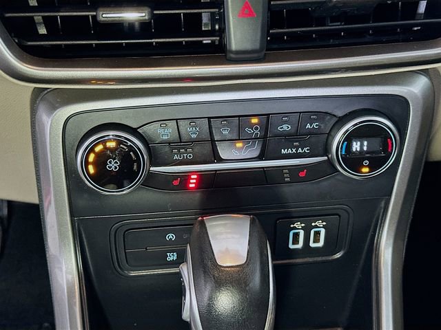 Used 2018 Ford EcoSport SE image 16