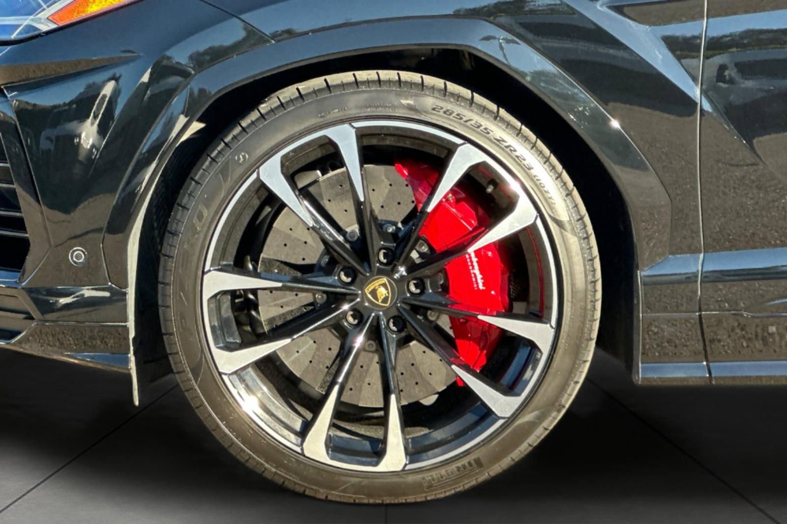 Used 2022 Lamborghini Urus image 4