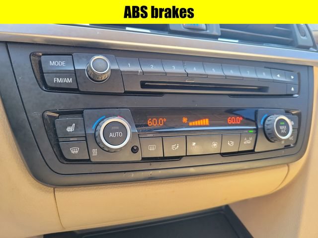 Used 2014 BMW 320i xDrive Sedan AWD/4WD image 17