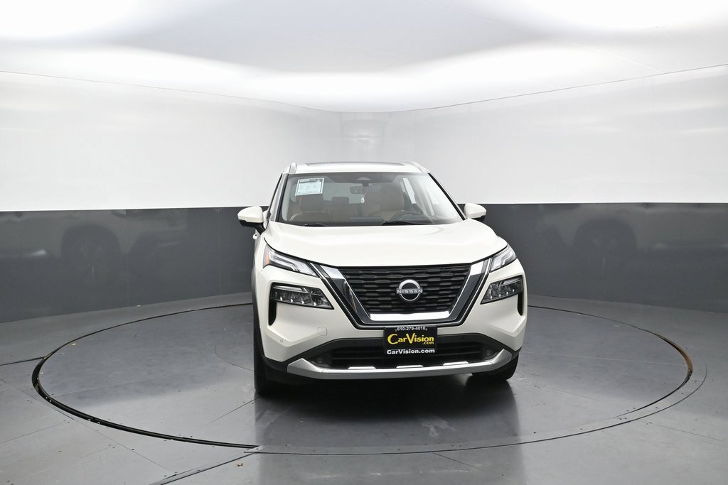 Used 2022 Nissan Rogue Platinum w/ Head-Up Display Package image 4