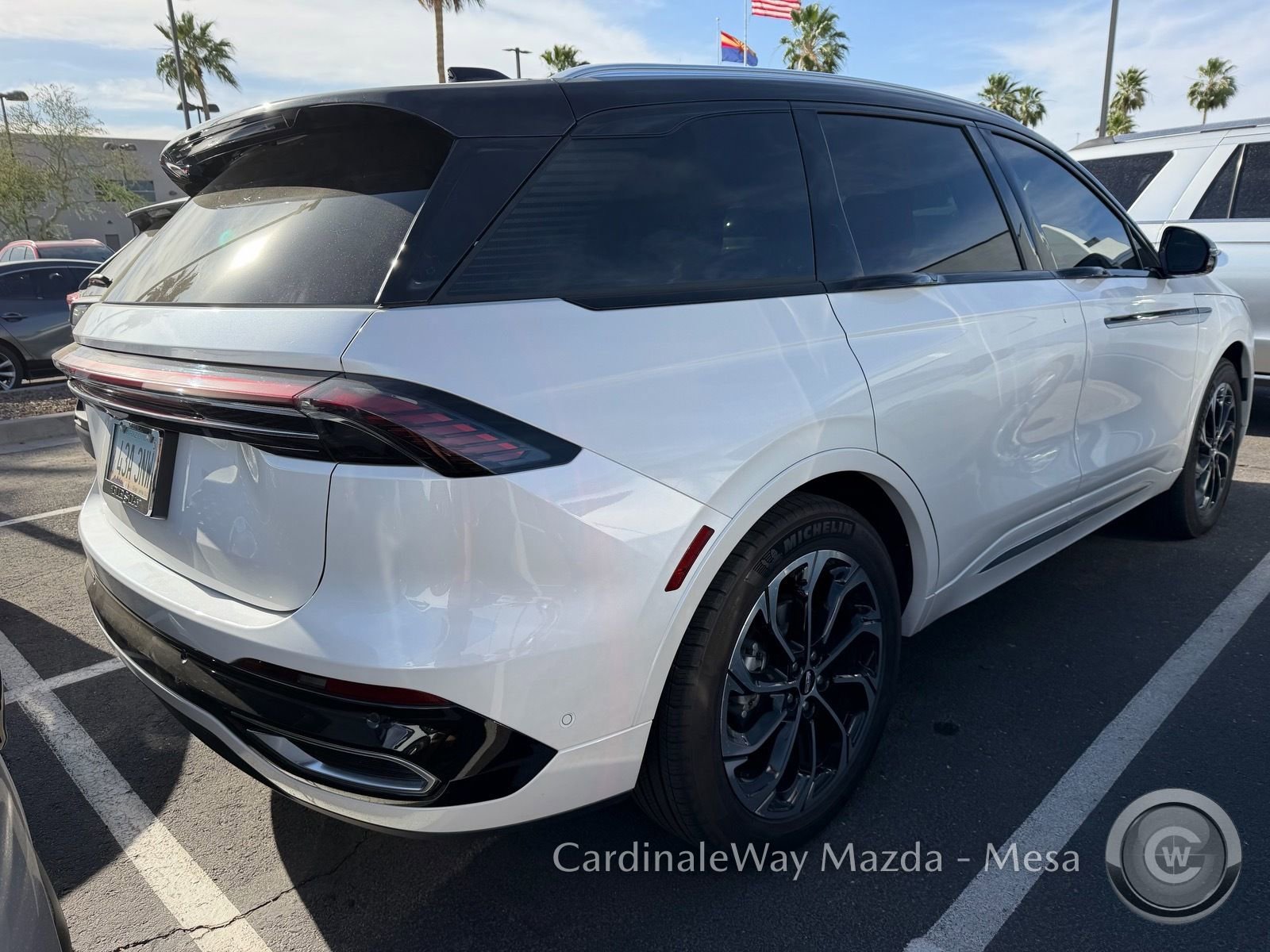 Used 2024 Lincoln Nautilus Reserve w/ Equipment Group 203A AWD/4WD image 3