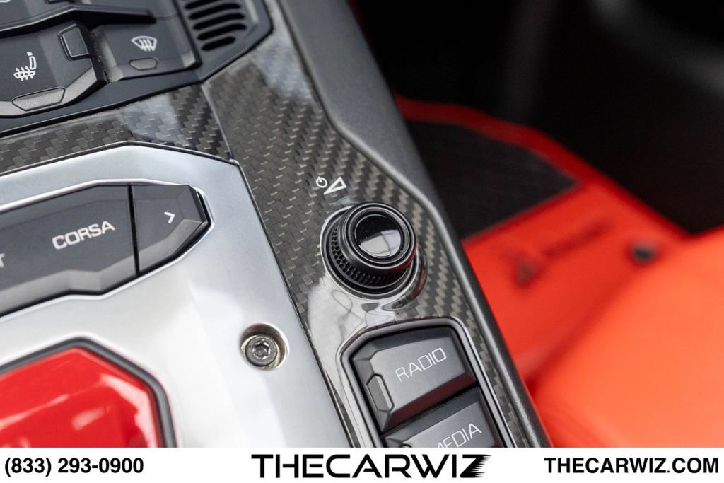 Used 2017 Lamborghini Aventador LP 700-4 AWD/4WD image 70