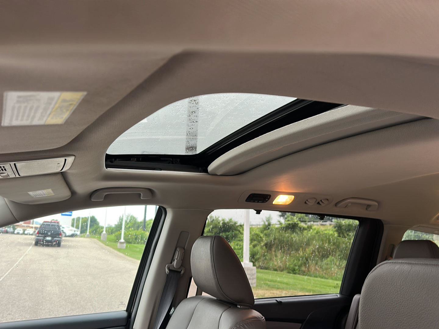 Used 2017 Honda Odyssey EX-L image 21