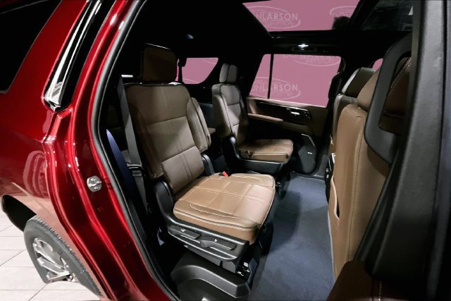 New 2026 Chevrolet Tahoe High Country AWD/4WD image 15