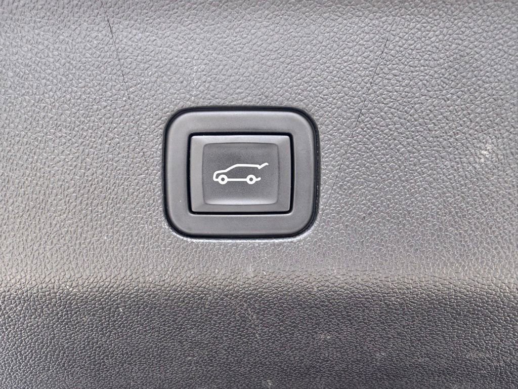 Used 2023 Cadillac Escalade ESV V AWD/4WD image 34