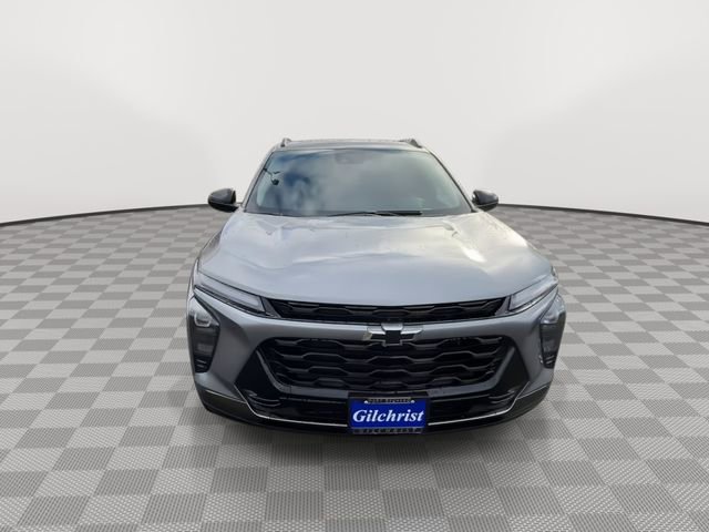 New 2026 Chevrolet Trax ACTIV w/ Sunroof Package image 2