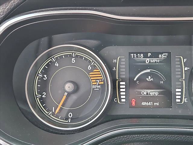 Used 2019 Jeep Cherokee Latitude Plus w/ Cold Weather Group image 14