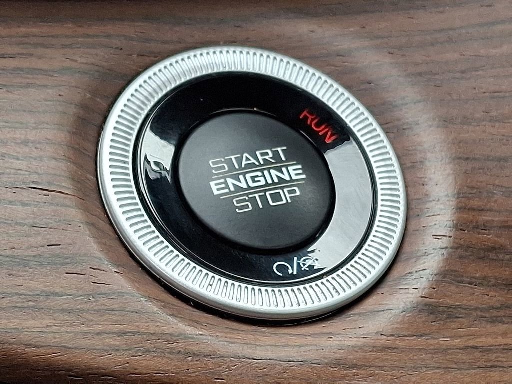 Used 2022 Jeep Grand Cherokee Summit image 25