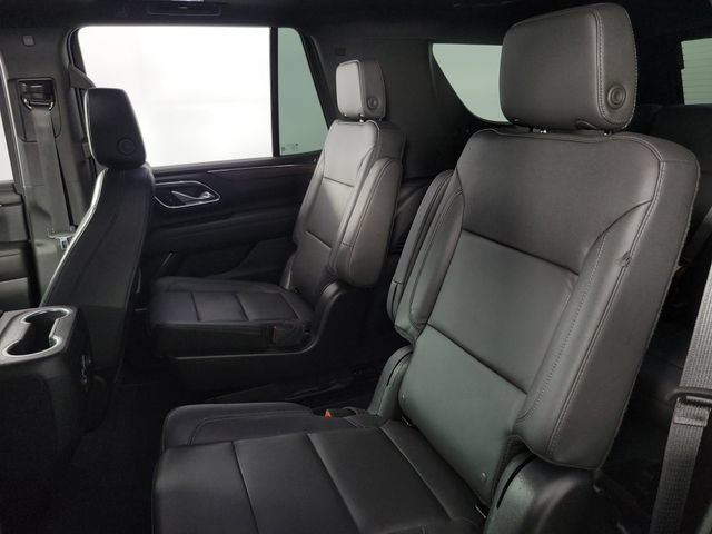 Used 2023 Chevrolet Tahoe Z71 w/ Luxury Package AWD/4WD image 18