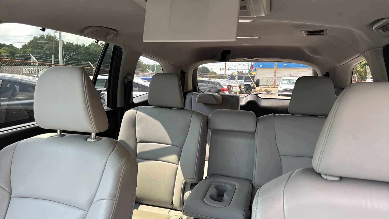 Used 2017 Honda Pilot Touring image 14