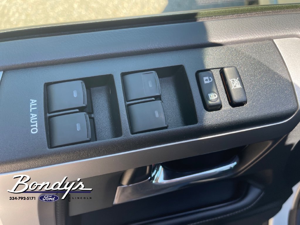 Used 2021 Toyota 4Runner SR5 Premium w/ Moonroof Package RWD image 8