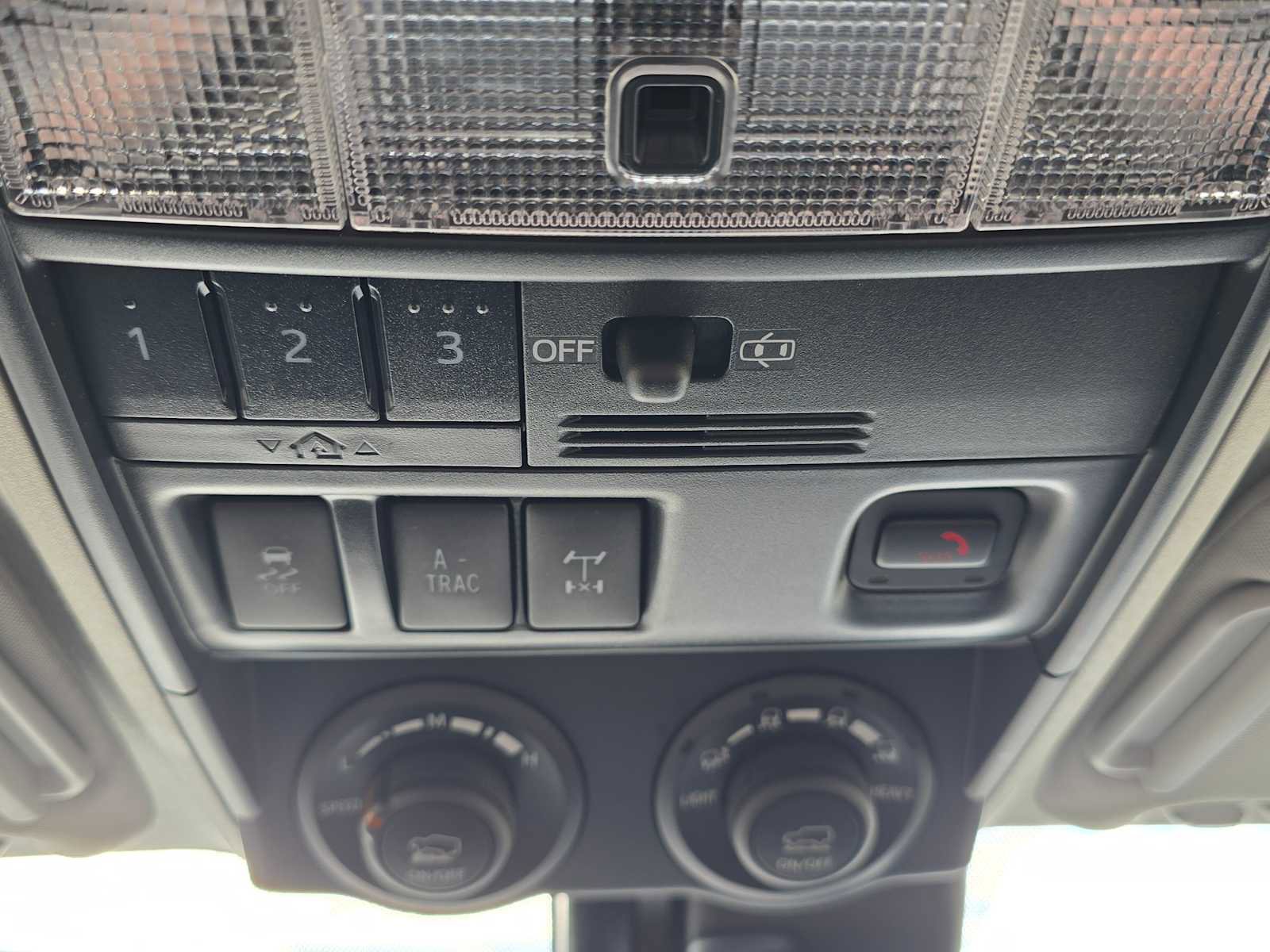 Certified 2020 Toyota 4Runner Venture image 32