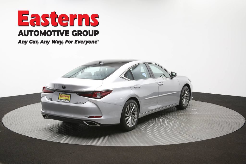 Used 2019 Lexus ES 350 Ultra Luxury w/ Accessory Package FWD image 43
