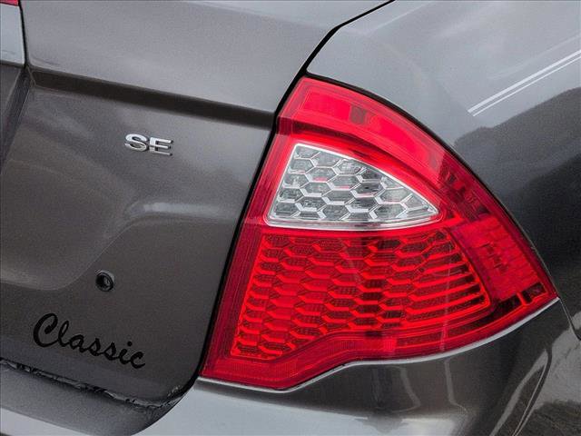 Used 2012 Ford Fusion SE image 12