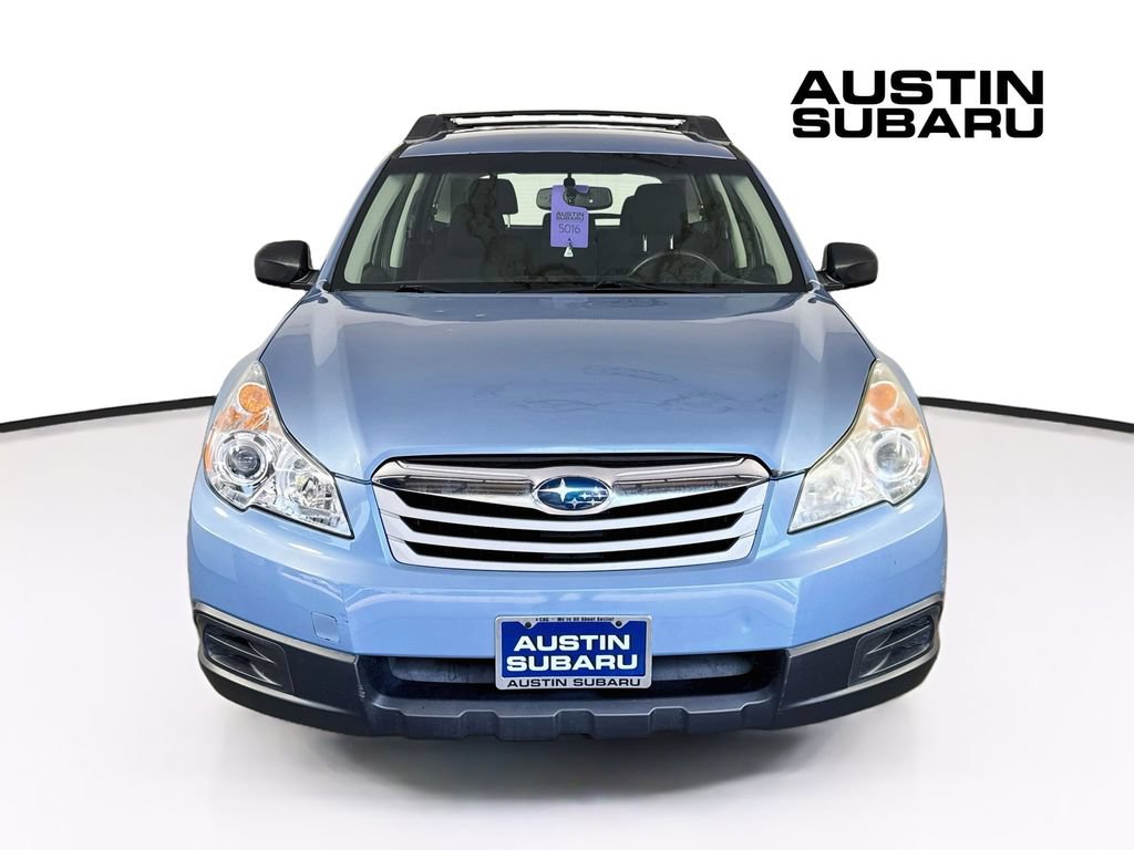 Used 2011 Subaru Outback 2.5i AWD/4WD image 2
