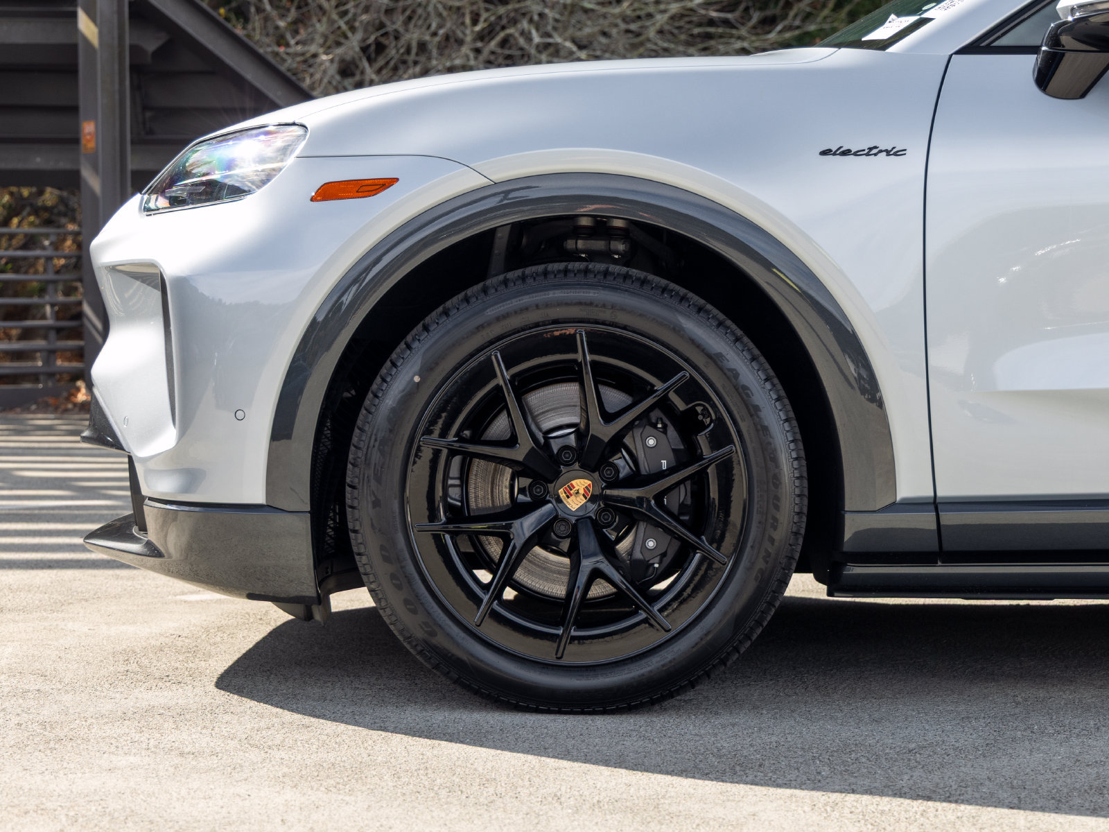 New 2026 Porsche Cayenne Electric Coupe AWD/4WD image 13