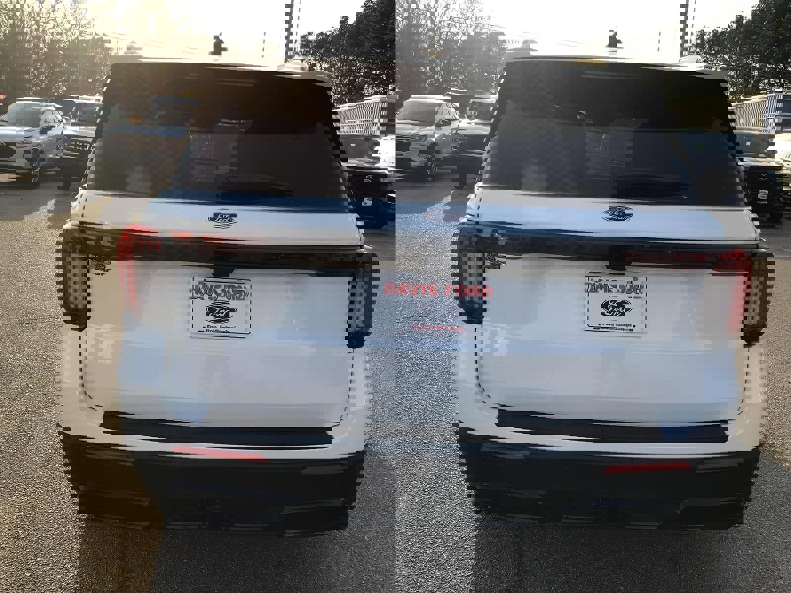 New 2026 Ford Explorer ST-Line w/ ST-Line Street Pack image 9