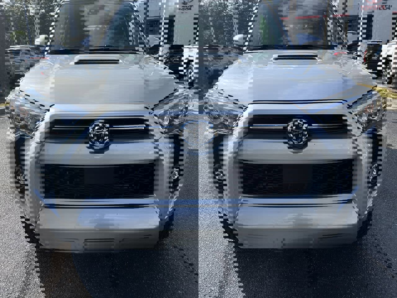 Used 2024 Toyota 4Runner TRD Off-Road AWD/4WD image 3