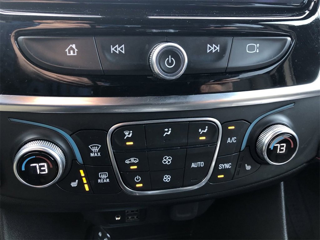 Certified 2023 Chevrolet Traverse RS w/ LPO, Floor Liner Package image 18