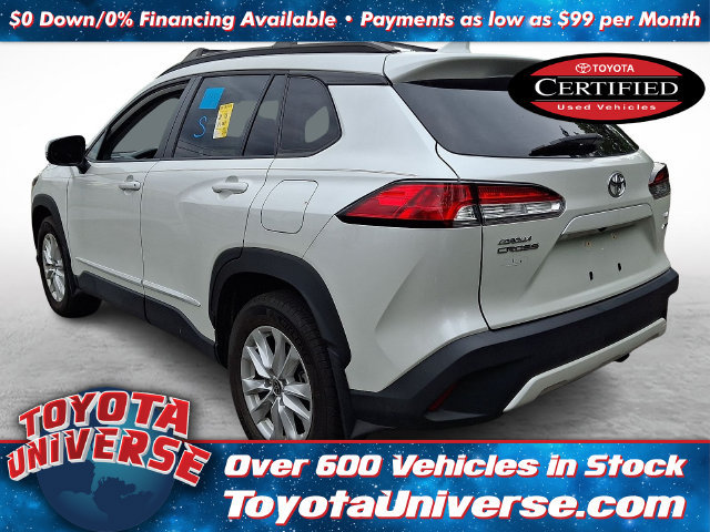 Used 2023 Toyota Corolla Cross LE AWD/4WD image 3
