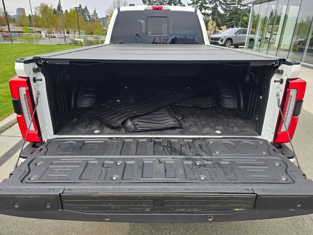 Used 2023 Ford F250 Platinum AWD/4WD image 13