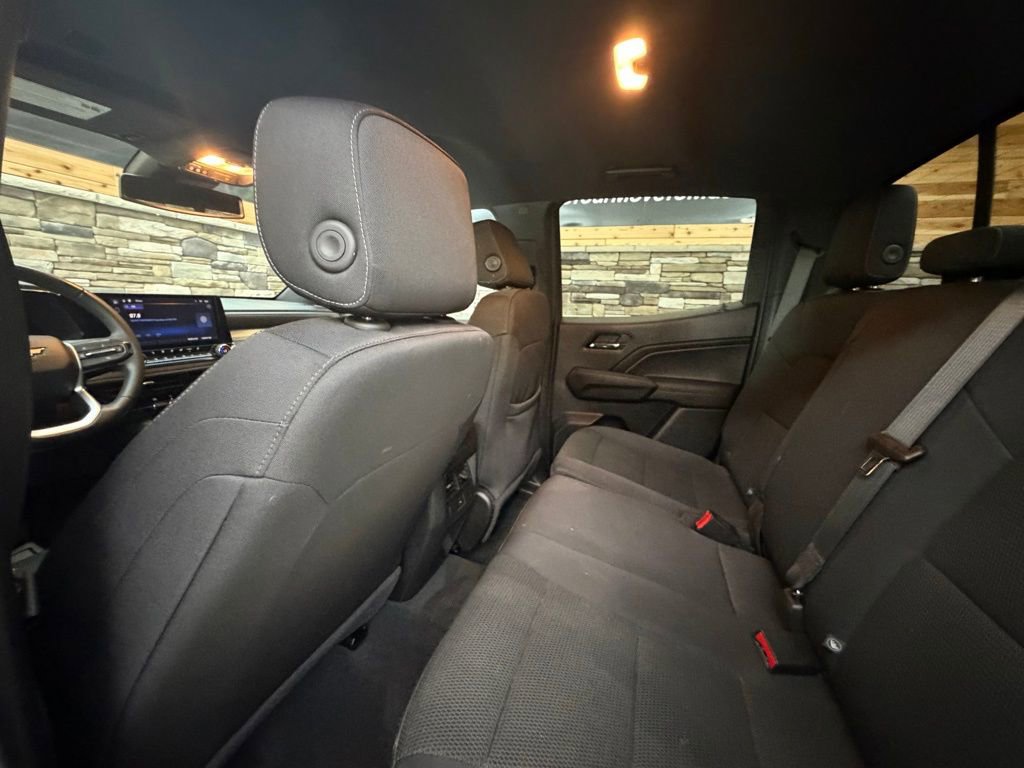 Used 2023 Chevrolet Colorado LT w/ LT Convenience Package II image 27
