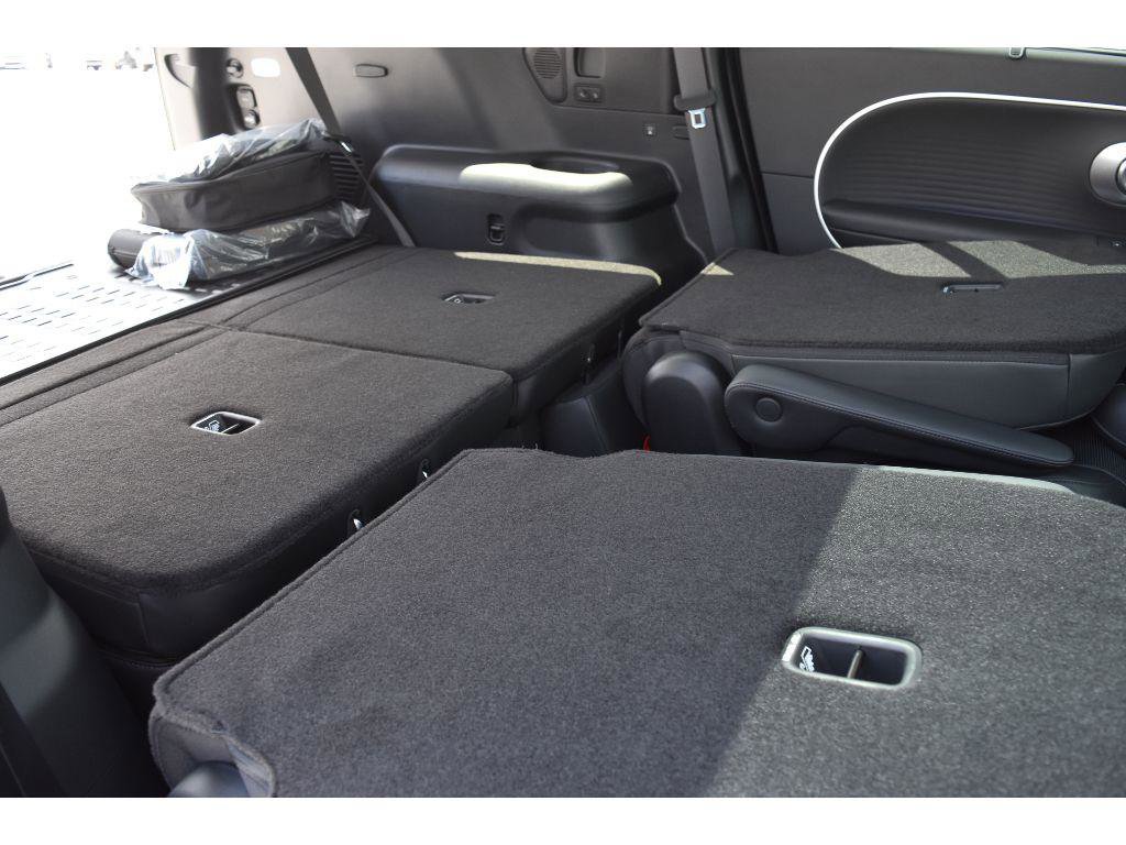 New 2026 Hyundai Ioniq 9 Limited image 73