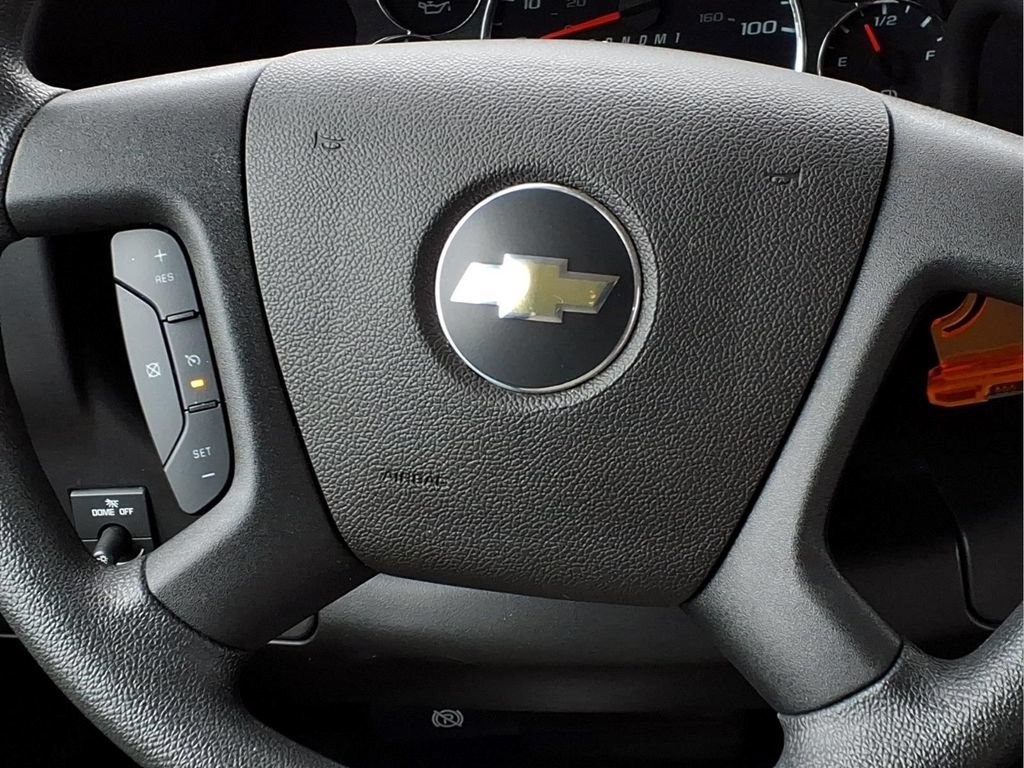 Used 2024 Chevrolet Express 3500 LT w/ LT Preferred Equipment Group RWD image 10