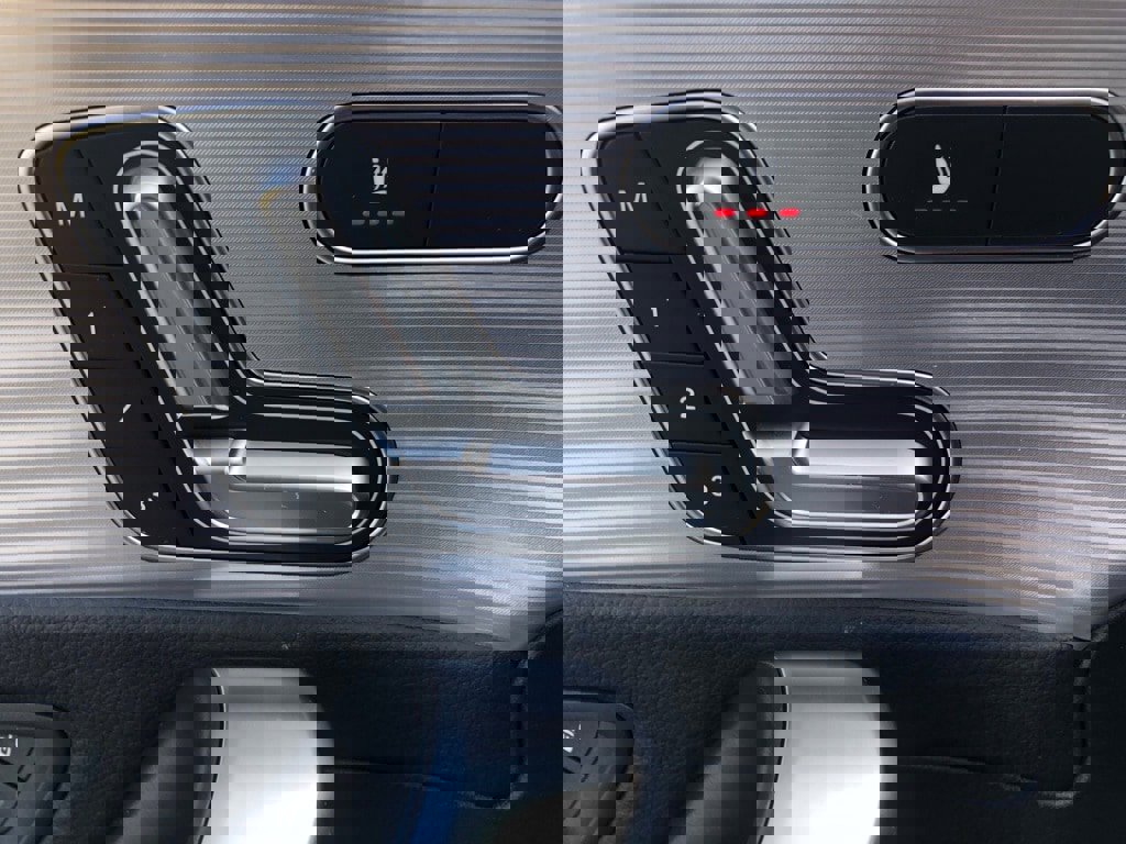 Certified 2023 Mercedes-Benz CLA 250 4MATIC image 13