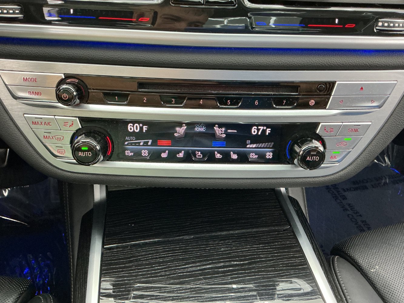 Used 2018 BMW 750i RWD image 37