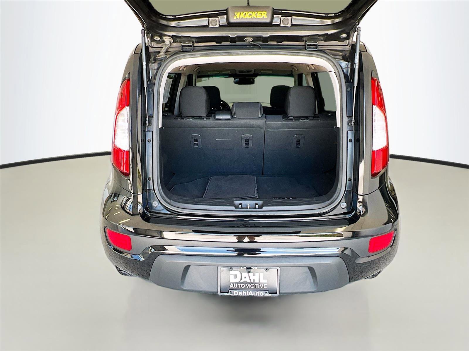 Used 2012 Kia Soul + FWD image 23