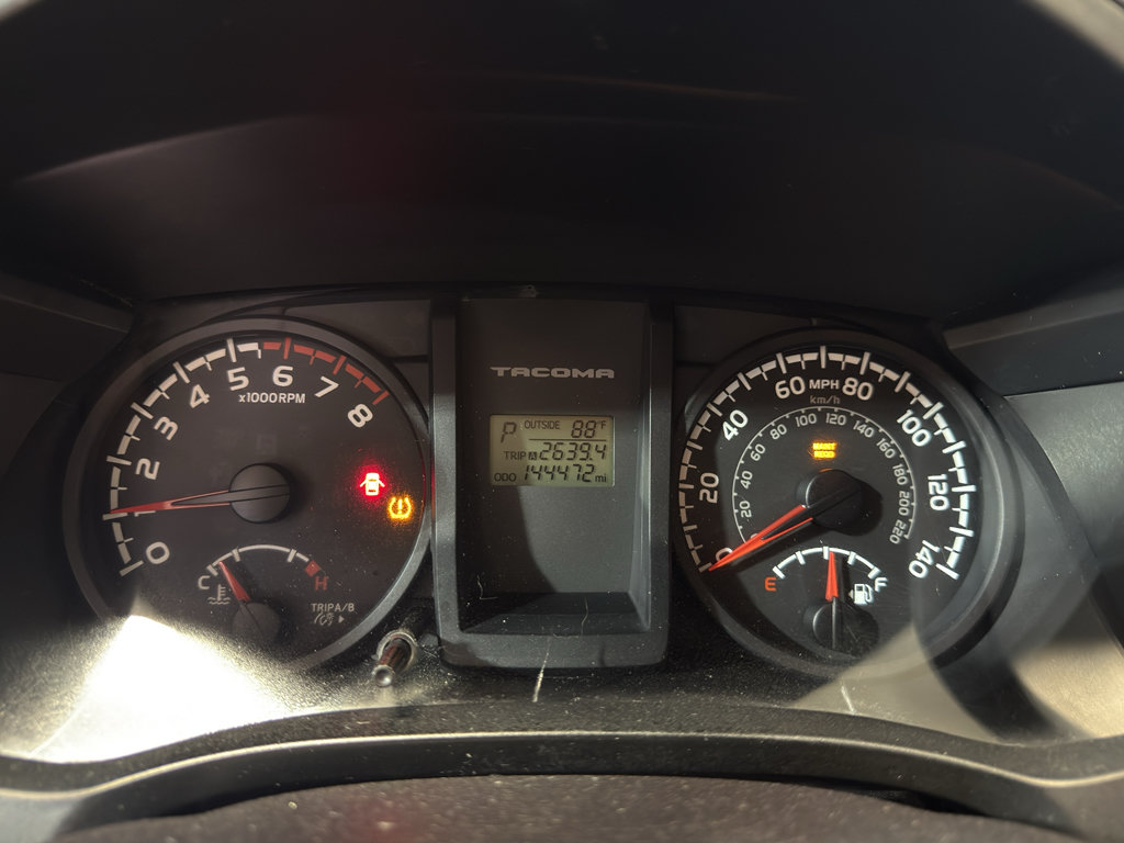 Used 2016 Toyota Tacoma SR RWD image 19