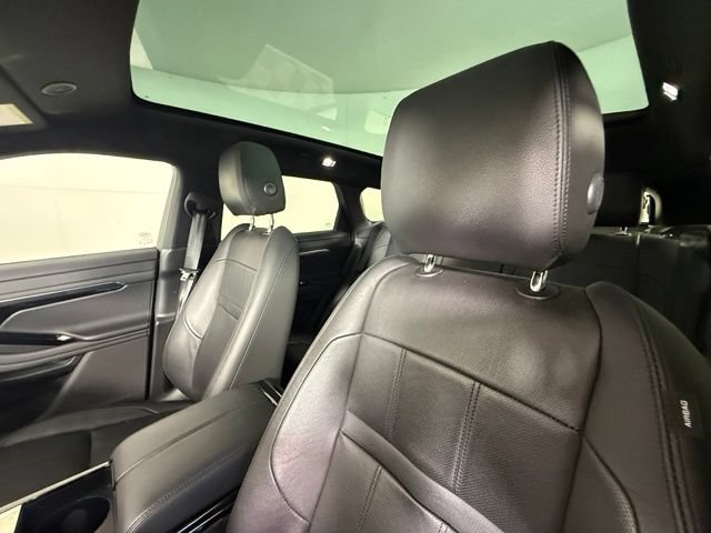 Used 2023 Land Rover Range Rover Evoque R-Dynamic S AWD/4WD image 18