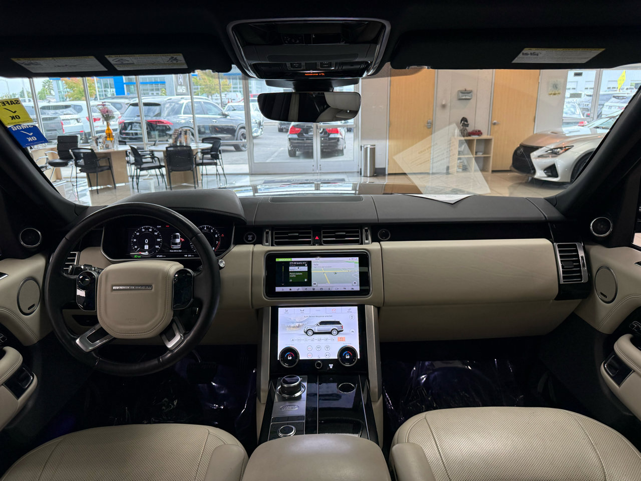 Used 2019 Land Rover Range Rover HSE image 11