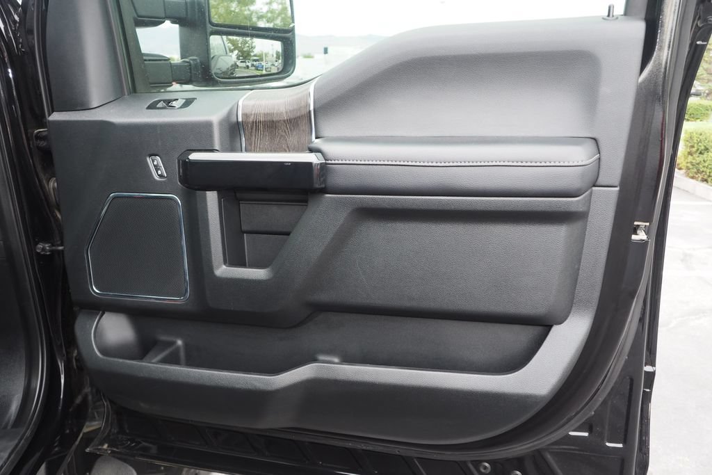 Used 2021 Ford F350 Lariat w/ Lariat Ultimate Package AWD/4WD image 24