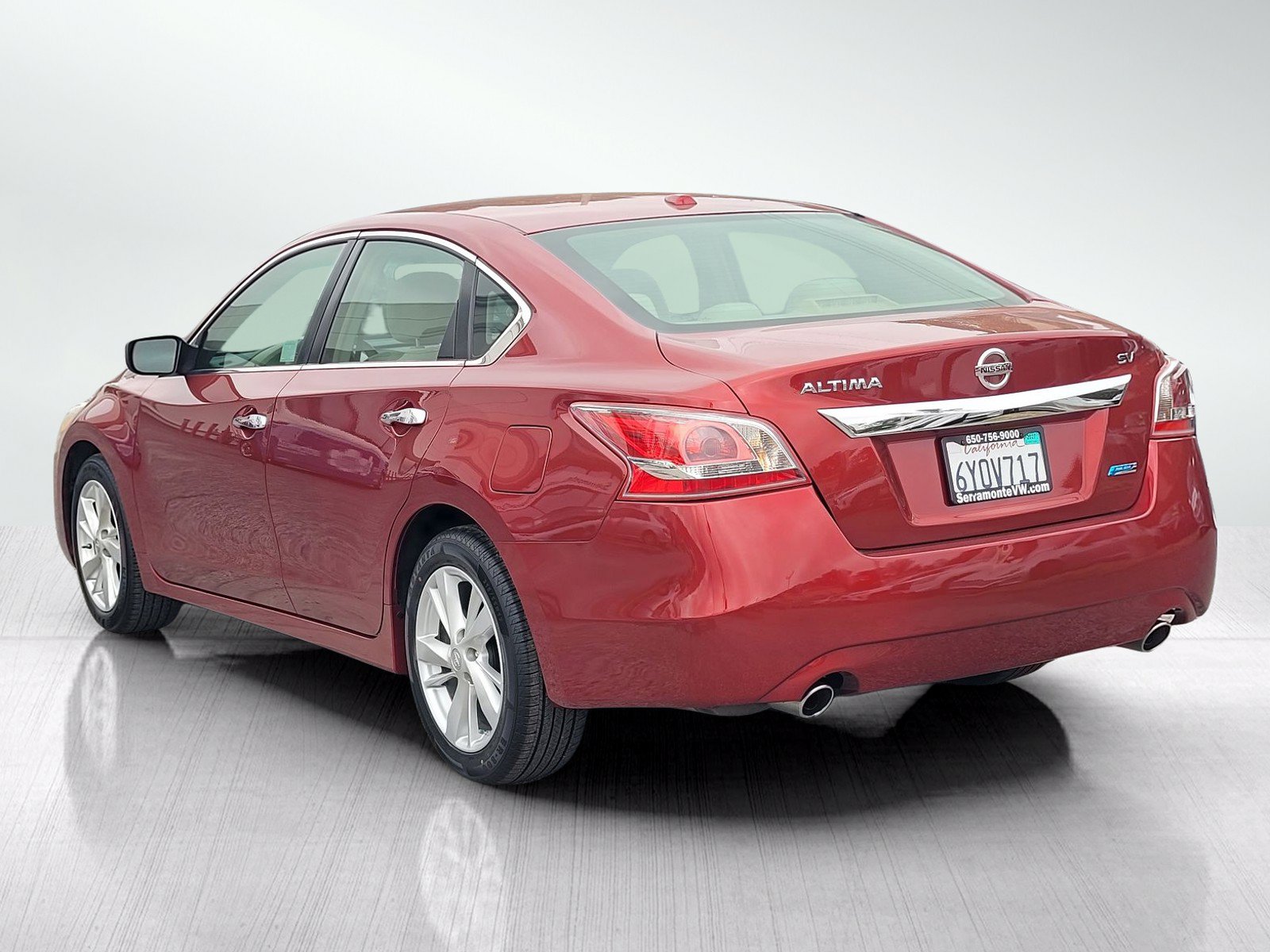 Used 2013 Nissan Altima 2.5 SV FWD image 6