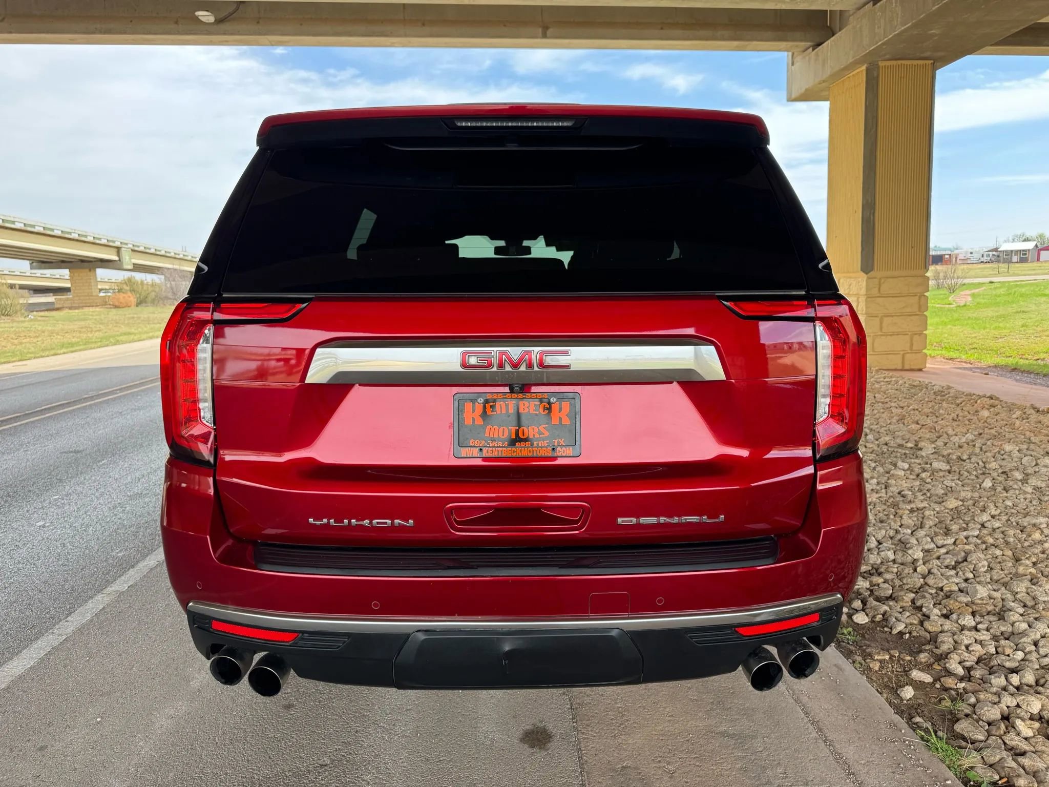 Used 2021 GMC Yukon Denali image 4