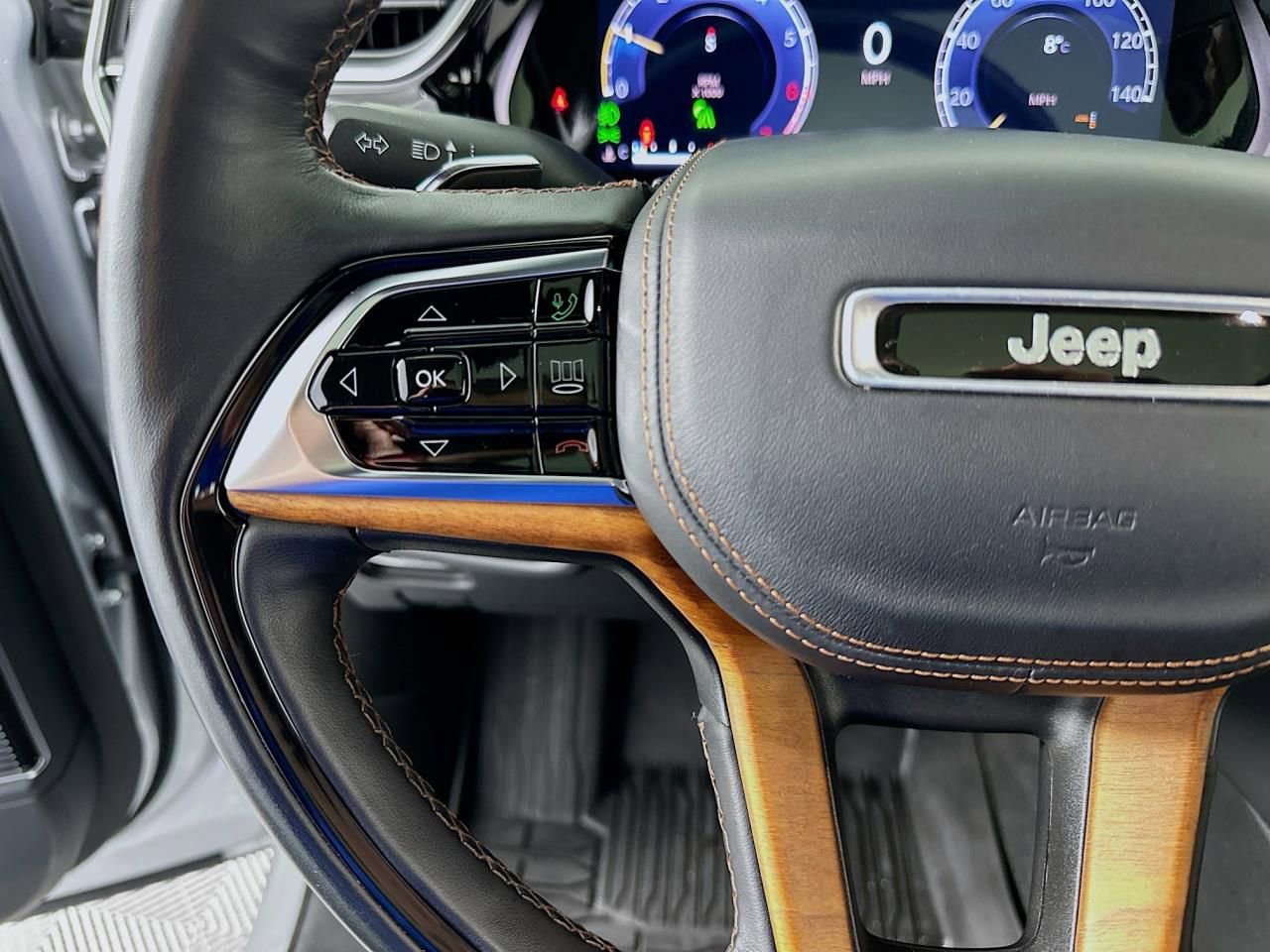 Used 2022 Jeep Grand Cherokee Summit image 41