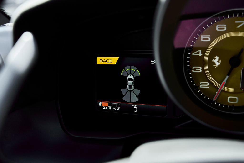 Used 2021 Ferrari F8 Tributo image 78