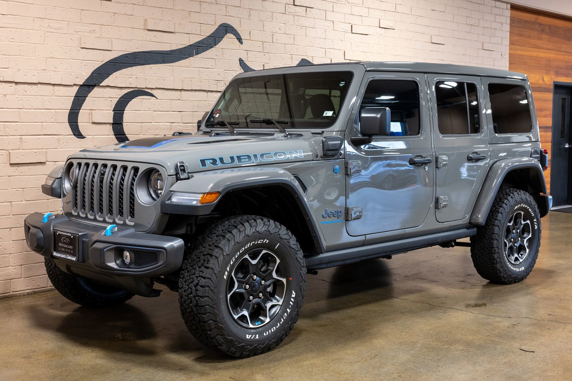 Used 2023 Jeep Wrangler Unlimited Rubicon 4xe w/ Cold Weather Group image 8