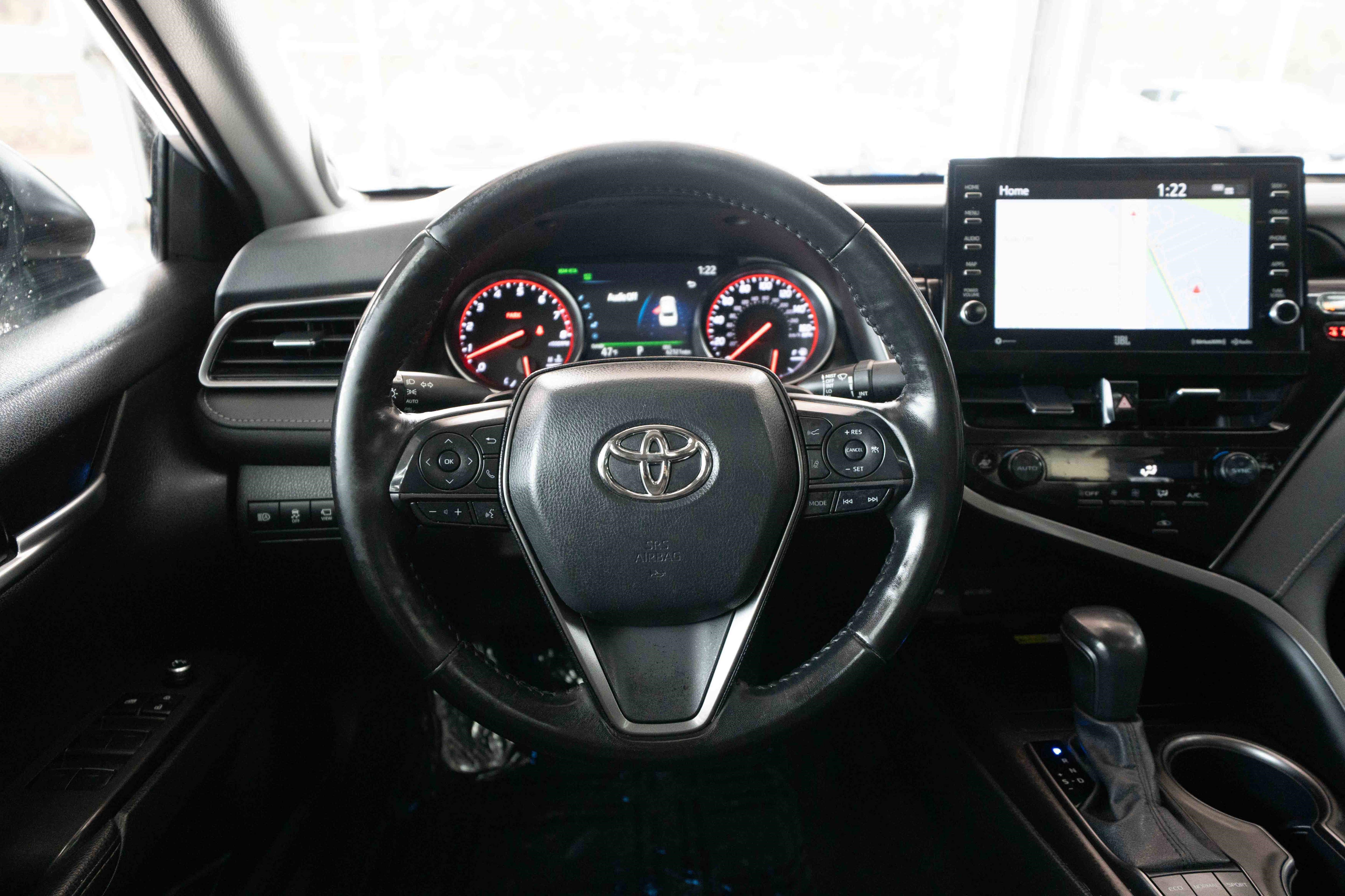 Used 2024 Toyota Camry XSE w/ Navigation Package AWD/4WD image 21