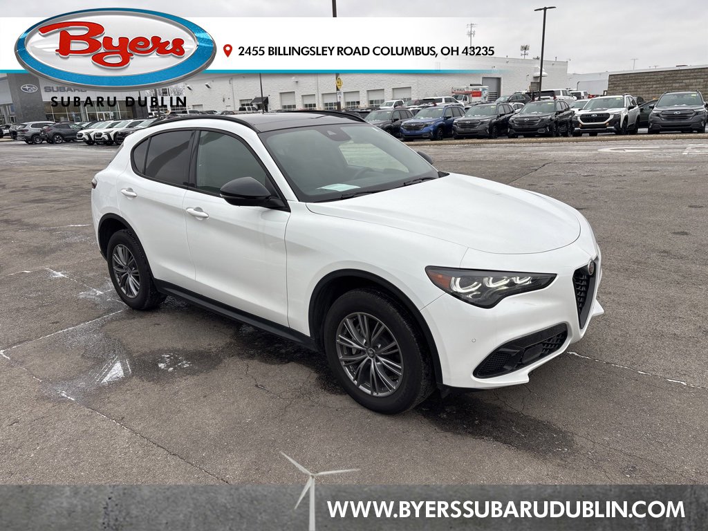 Used 2024 Alfa Romeo Stelvio Sprint image 1