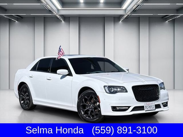 Used 2022 Chrysler 300 Touring L w/ Popular Equipment Group AWD/4WD video 1