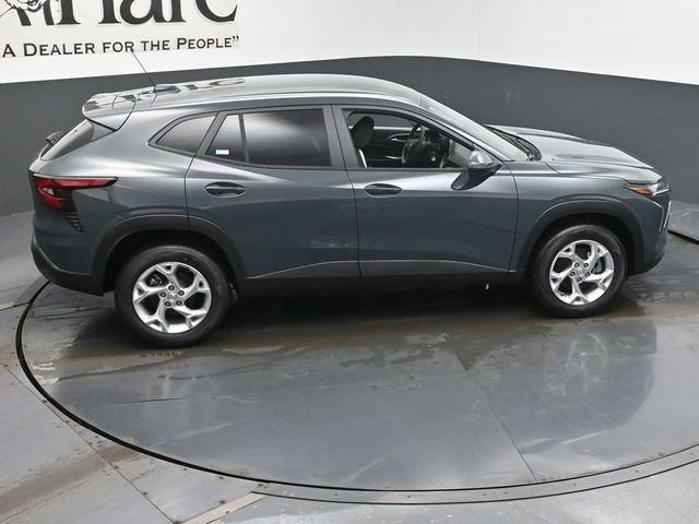 New 2026 Chevrolet Trax LS w/ LS Convenience Package image 17